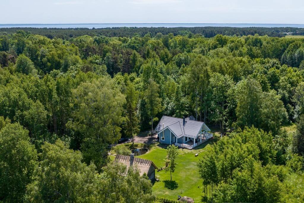 Modern Villa With Sauna & Hot Tub Hiiumaa Exterior foto